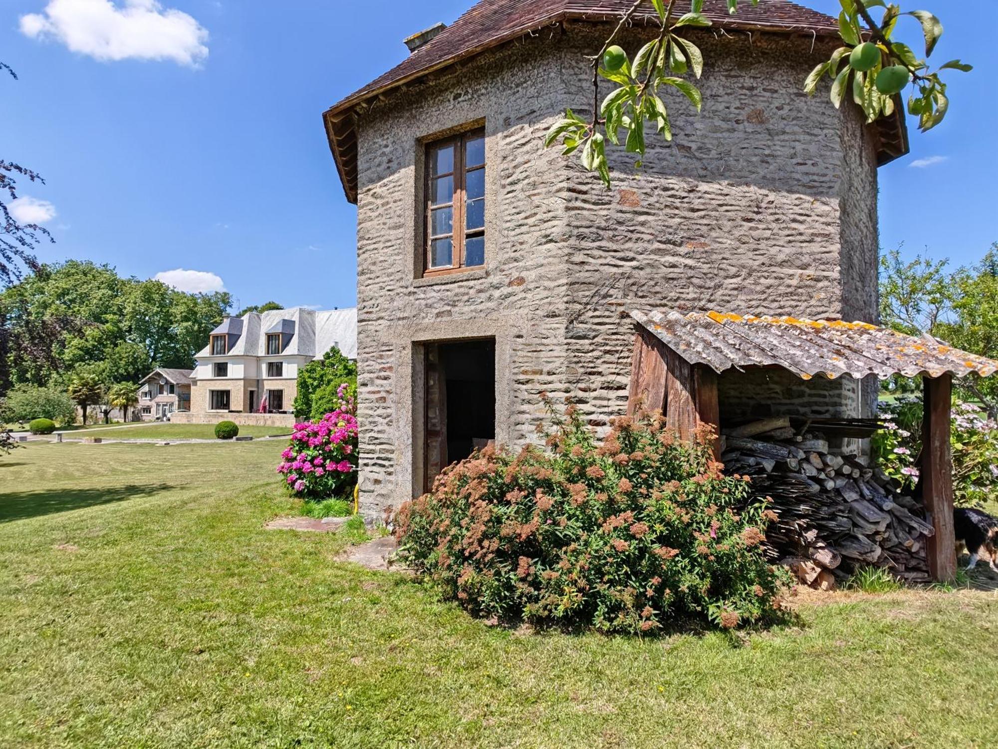 Апартаменты Domaine De L'Isle Maniere Сен-Кентен-сюр-ле-Ом Экстерьер фото